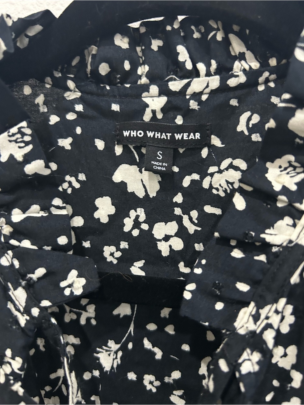 Who What Wear Black and White Floral mini Dress - Picture 2 of 7